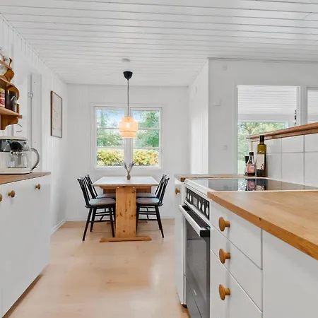 Lovely In Sjaellands Odde With Wifi * Yderby