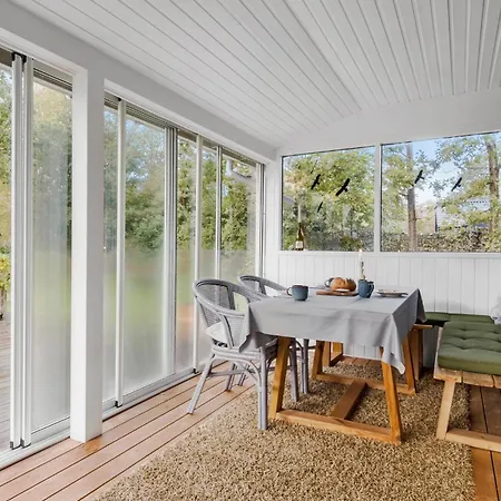 Hébergement de vacances Lovely In Sjaellands Odde With Wifi *