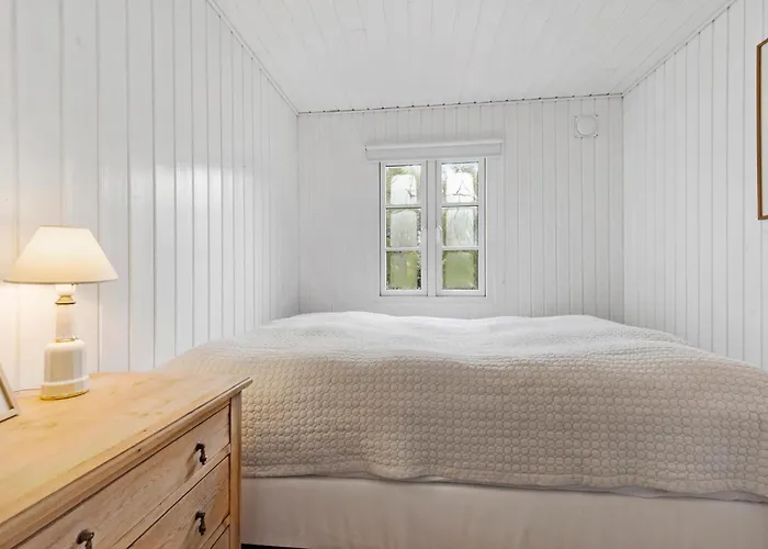 Lovely In Sjaellands Odde With Wifi Feriehus Yderby